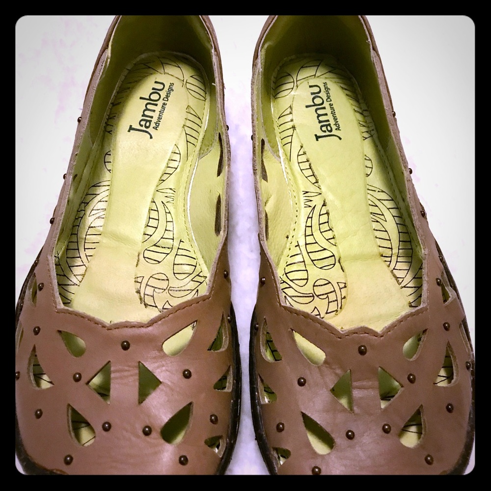 Jambu. Comfort Adventure Slip On Shoes. Size 6.